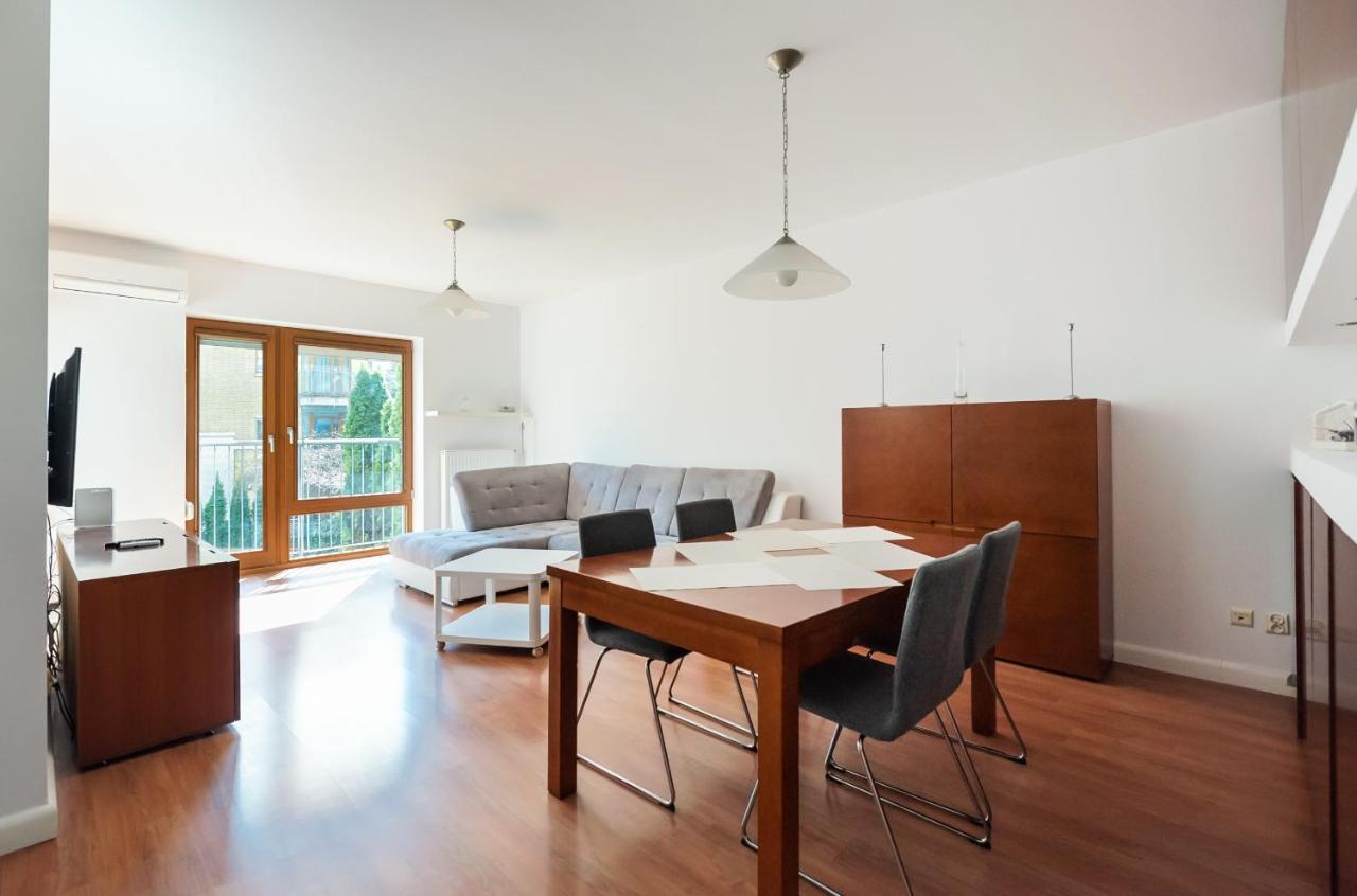 Pole Mokotowskie Spacious Apartment Warschau